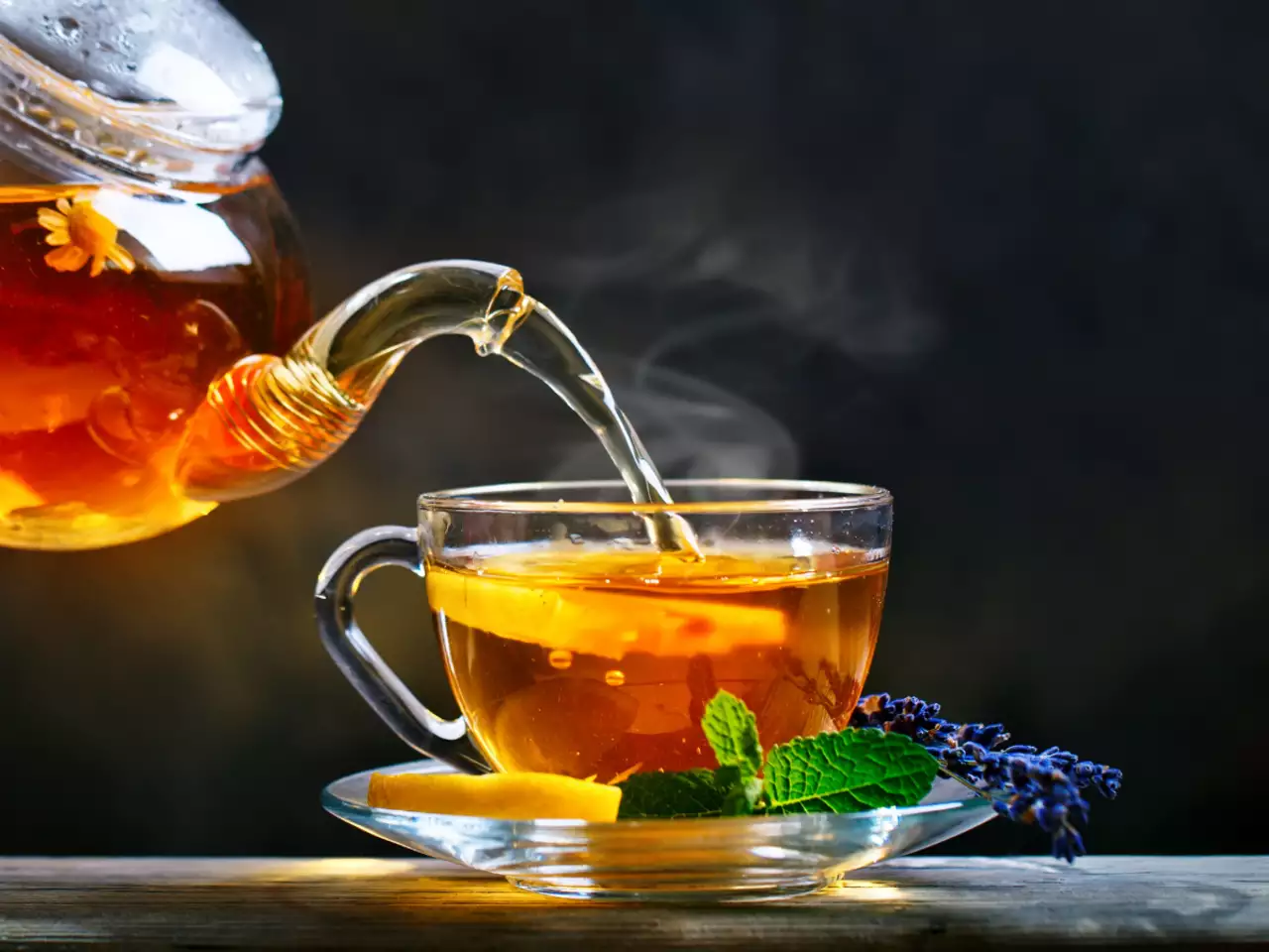 wellhealthorganic.com:5-herbal-teas-you-can-consume-to-get-relief-from-bloating-and-gas